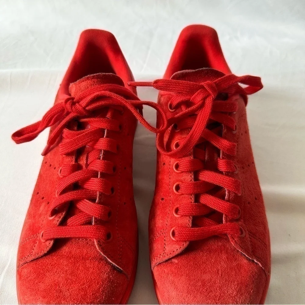Adidas Men’s Red Suede Stan Smith in Size 6